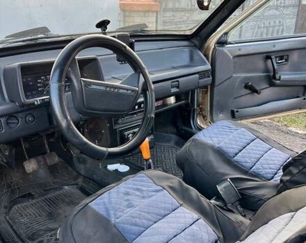 Желтый ВАЗ 2108, объемом двигателя 1.3 л и пробегом 96 тыс. км за 1100 $, фото 7 на Automoto.ua