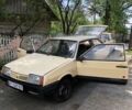 Желтый ВАЗ 2108, объемом двигателя 1.3 л и пробегом 120 тыс. км за 350 $, фото 4 на Automoto.ua