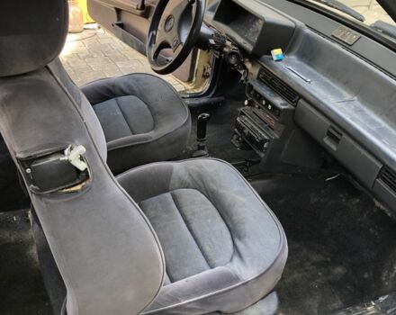 Желтый ВАЗ 2108, объемом двигателя 1.3 л и пробегом 77 тыс. км за 380 $, фото 1 на Automoto.ua