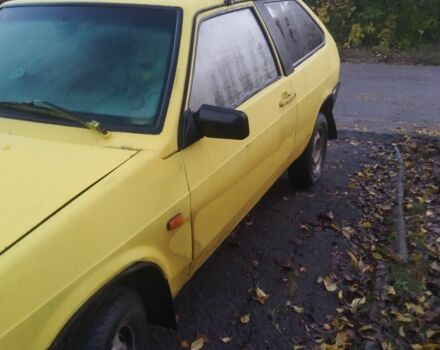 Желтый ВАЗ 2108, объемом двигателя 1.5 л и пробегом 450 тыс. км за 379 $, фото 4 на Automoto.ua