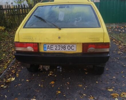 Желтый ВАЗ 2108, объемом двигателя 1.5 л и пробегом 450 тыс. км за 379 $, фото 2 на Automoto.ua