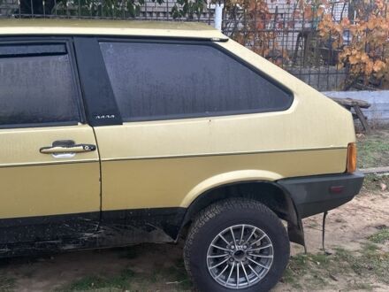 Желтый ВАЗ 2108, объемом двигателя 1.3 л и пробегом 333 тыс. км за 1000 $, фото 1 на Automoto.ua