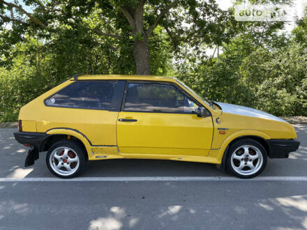 Желтый ВАЗ 2108, объемом двигателя 1.5 л и пробегом 77 тыс. км за 850 $, фото 1 на Automoto.ua