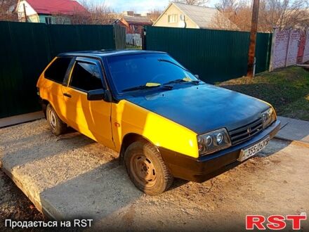 ВАЗ 2108 1989 в Мерефа на Automoto.ua Желтый ВАЗ 2108, объемом двигателя 13 л и пробегом 323 тыс. км за 1000 $, фото 1 на Automoto.ua