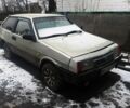 Серый ВАЗ 2108, объемом двигателя 1.3 л и пробегом 300 тыс. км за 592 $, фото 1 на Automoto.ua