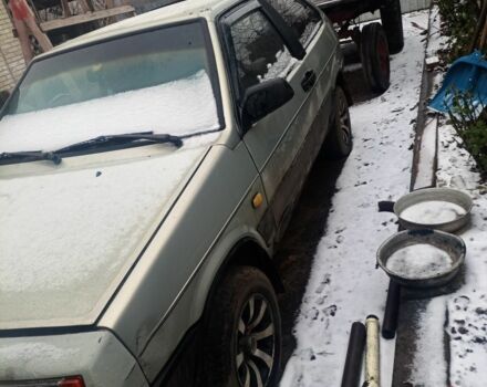 Серый ВАЗ 2108, объемом двигателя 1.3 л и пробегом 300 тыс. км за 592 $, фото 1 на Automoto.ua