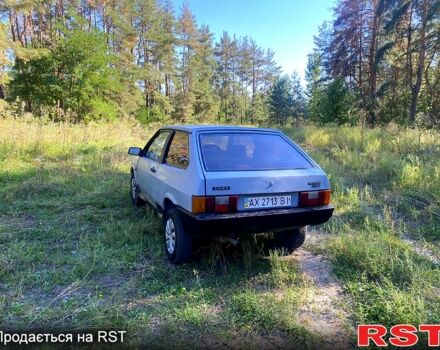 Серый ВАЗ 2108, объемом двигателя 1.3 л и пробегом 200 тыс. км за 550 $, фото 2 на Automoto.ua