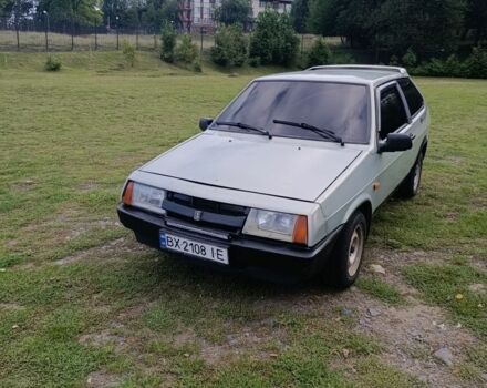 Серый ВАЗ 2108, объемом двигателя 1.3 л и пробегом 300 тыс. км за 750 $, фото 1 на Automoto.ua