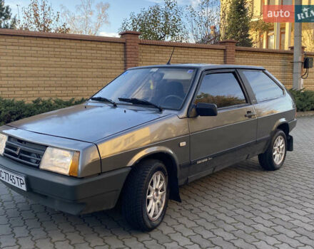 Серый ВАЗ 2108, объемом двигателя 1.29 л и пробегом 281 тыс. км за 1300 $, фото 1 на Automoto.ua