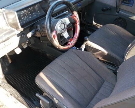Серый ВАЗ 2108, объемом двигателя 1.1 л и пробегом 430 тыс. км за 900 $, фото 5 на Automoto.ua
