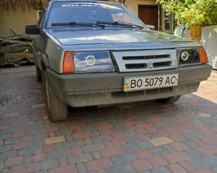 Серый ВАЗ 2108, объемом двигателя 1.5 л и пробегом 180 тыс. км за 1000 $, фото 2 на Automoto.ua