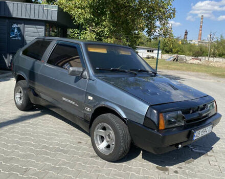Серый ВАЗ 2108, объемом двигателя 1.6 л и пробегом 150 тыс. км за 1400 $, фото 2 на Automoto.ua