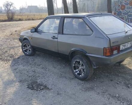 Серый ВАЗ 2108, объемом двигателя 1.3 л и пробегом 300 тыс. км за 700 $, фото 2 на Automoto.ua