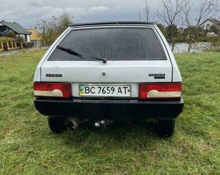 ВАЗ 2108 1991 у Львові на Automoto.ua Сірий ВАЗ 2108, об'ємом двигуна 1.3 л та пробігом 137 тис. км за 550 $, фото 4 на Automoto.ua