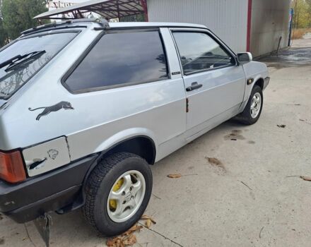 Серый ВАЗ 2108, объемом двигателя 1.1 л и пробегом 270 тыс. км за 900 $, фото 3 на Automoto.ua