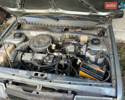 Серый ВАЗ 2108, объемом двигателя 0 л и пробегом 180 тыс. км за 650 $, фото 7 на Automoto.ua