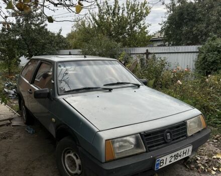 Серый ВАЗ 2108, объемом двигателя 1.3 л и пробегом 300 тыс. км за 594 $, фото 1 на Automoto.ua