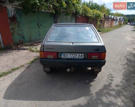 Серый ВАЗ 2108, объемом двигателя 1.3 л и пробегом 200 тыс. км за 652 $, фото 5 на Automoto.ua
