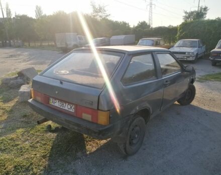 Серый ВАЗ 2108, объемом двигателя 1.5 л и пробегом 300 тыс. км за 500 $, фото 3 на Automoto.ua
