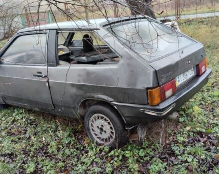 Серый ВАЗ 2108, объемом двигателя 1.1 л и пробегом 250 тыс. км за 237 $, фото 2 на Automoto.ua