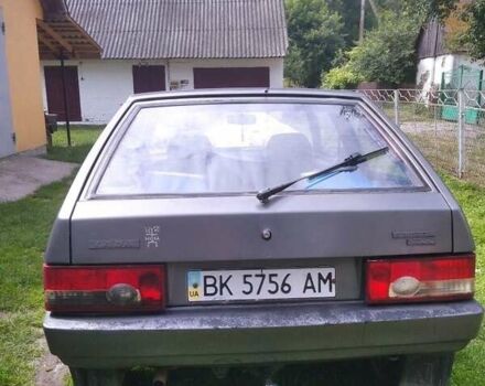 Серый ВАЗ 2108, объемом двигателя 1.3 л и пробегом 440 тыс. км за 700 $, фото 2 на Automoto.ua