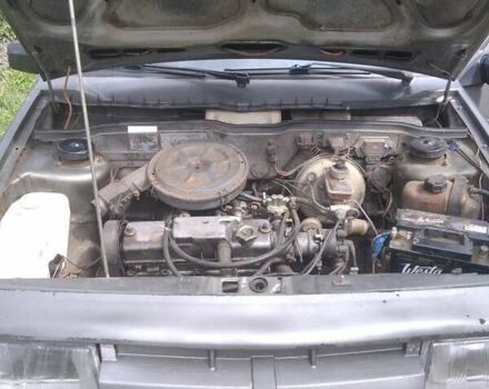 Серый ВАЗ 2108, объемом двигателя 1.3 л и пробегом 440 тыс. км за 700 $, фото 5 на Automoto.ua