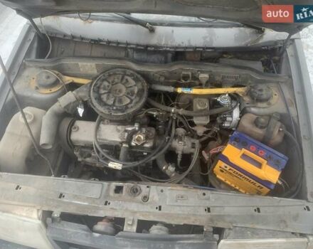Серый ВАЗ 2108, объемом двигателя 1.3 л и пробегом 300 тыс. км за 650 $, фото 5 на Automoto.ua