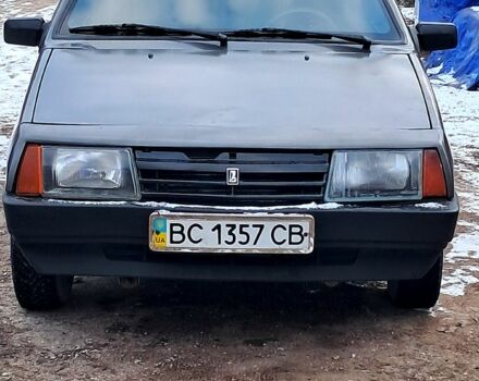 Серый ВАЗ 2108, объемом двигателя 1.5 л и пробегом 440 тыс. км за 1600 $, фото 4 на Automoto.ua