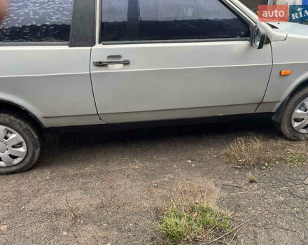 Серый ВАЗ 2108, объемом двигателя 1.5 л и пробегом 100 тыс. км за 650 $, фото 6 на Automoto.ua