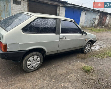 Серый ВАЗ 2108, объемом двигателя 1.5 л и пробегом 100 тыс. км за 650 $, фото 5 на Automoto.ua