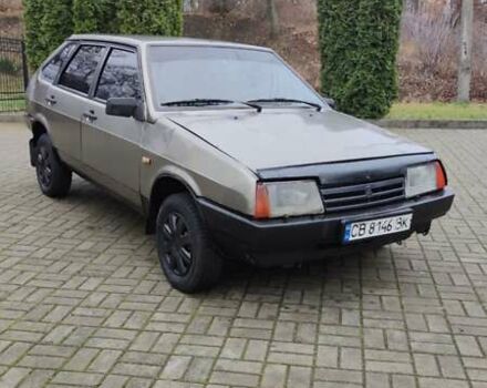 Серый ВАЗ 2108, объемом двигателя 1.5 л и пробегом 190 тыс. км за 550 $, фото 4 на Automoto.ua