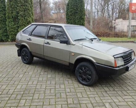 Серый ВАЗ 2108, объемом двигателя 1.5 л и пробегом 190 тыс. км за 550 $, фото 3 на Automoto.ua