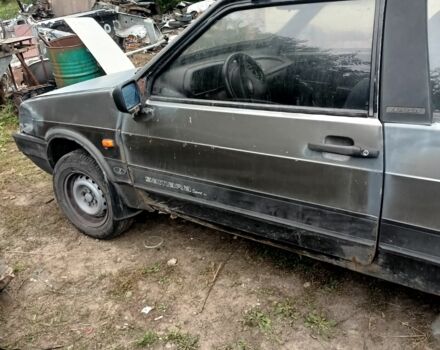 Серый ВАЗ 2108, объемом двигателя 1 л и пробегом 280 тыс. км за 364 $, фото 2 на Automoto.ua