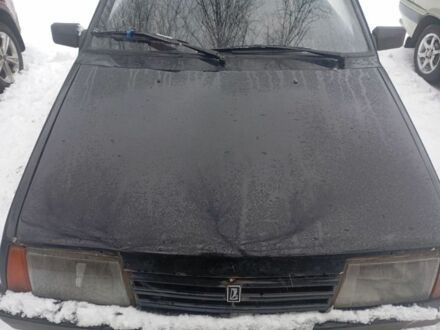 Серый ВАЗ 2108, объемом двигателя 1.3 л и пробегом 200 тыс. км за 900 $, фото 1 на Automoto.ua