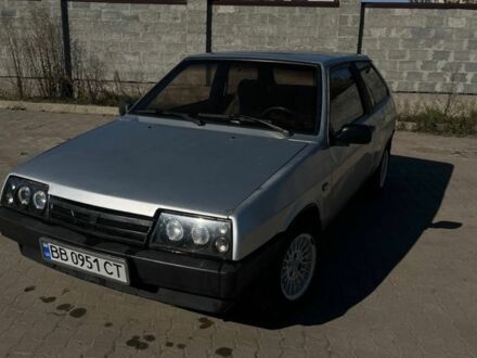 Серый ВАЗ 2108, объемом двигателя 1.3 л и пробегом 130 тыс. км за 1000 $, фото 1 на Automoto.ua