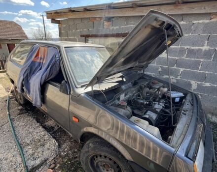 Серый ВАЗ 2108, объемом двигателя 1.5 л и пробегом 100 тыс. км за 300 $, фото 1 на Automoto.ua