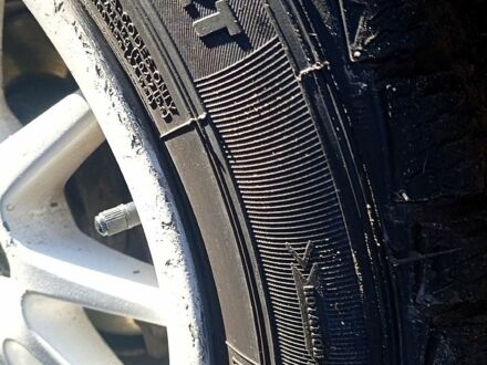 Серый ВАЗ 2108, объемом двигателя 1.5 л и пробегом 328 тыс. км за 1000 $, фото 1 на Automoto.ua