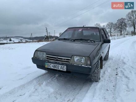 ВАЗ 2108 1988 в Бобрка на Automoto.ua Серый ВАЗ 2108, объемом двигателя 1.3 л и пробегом 250 тыс. км за 800 $, фото 1 на Automoto.ua