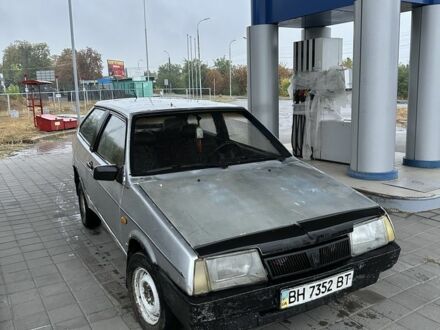 Серый ВАЗ 2108, объемом двигателя 1.1 л и пробегом 200 тыс. км за 400 $, фото 1 на Automoto.ua
