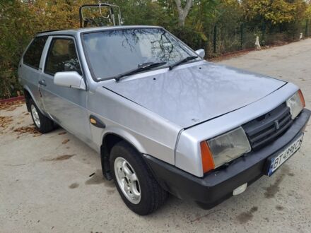 ВАЗ 2108 1991 в Херсоне на Automoto.ua Серый ВАЗ 2108, объемом двигателя 1.1 л и пробегом 270 тыс. км за 900 $, фото 1 на Automoto.ua