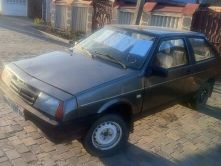 Серый ВАЗ 2108, объемом двигателя 1 л и пробегом 300 тыс. км за 600 $, фото 1 на Automoto.ua