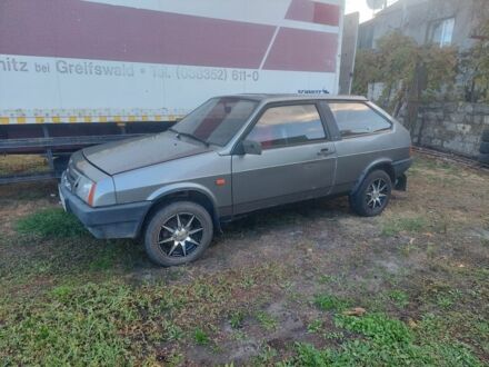 ВАЗ 2108 1992 в Изюме на Automoto.ua Серый ВАЗ 2108, объемом двигателя 0 л и пробегом 1 тыс. км за 900 $, фото 1 на Automoto.ua