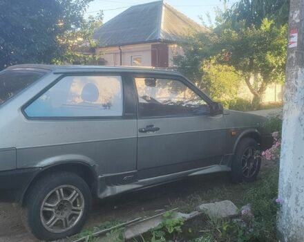 Серый ВАЗ 2108, объемом двигателя 1.5 л и пробегом 300 тыс. км за 500 $, фото 1 на Automoto.ua