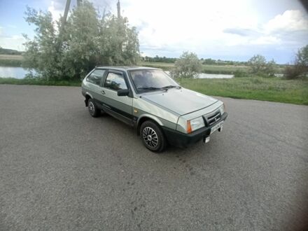 ВАЗ 2108 1993 в Новомосковске на Automoto.ua Серый ВАЗ 2108, объемом двигателя 0 л и пробегом 85 тыс. км за 1350 $, фото 1 на Automoto.ua