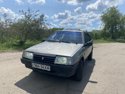 ВАЗ 2108 1993 в Лозовой на Automoto.ua Серый ВАЗ 2108, объемом двигателя 1.6 л и пробегом 1000 тыс. км за 1350 $, фото 1 на Automoto.ua