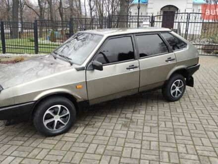 Серый ВАЗ 2108, объемом двигателя 1.5 л и пробегом 190 тыс. км за 550 $, фото 1 на Automoto.ua