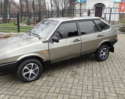 Серый ВАЗ 2108, объемом двигателя 1.5 л и пробегом 190 тыс. км за 550 $, фото 1 на Automoto.ua