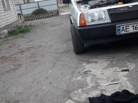 ВАЗ 2108 2002 в Днепре (Днепропетровске) на Automoto.ua Серый ВАЗ 2108, объемом двигателя 1.5 л и пробегом 200 тыс. км за 2050 $, фото 1 на Automoto.ua
