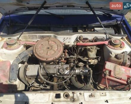 ВАЗ 2108 1995 у Львові на Automoto.ua Синій ВАЗ 2108, об'ємом двигуна 1.5 л та пробігом 500 тис. км за 908 $, фото 2 на Automoto.ua
