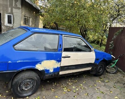 ВАЗ 2108 1987 у Сумах на Automoto.ua Синій ВАЗ 2108, об'ємом двигуна 1.3 л та пробігом 200 тис. км за 428 $, фото 3 на Automoto.ua